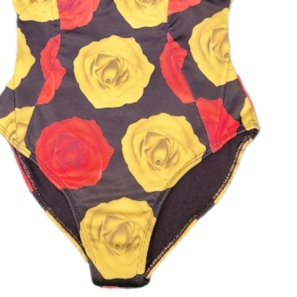 Roses of yellow &red high waisted bottoms sequins bikini top. - Picture 6 of 8